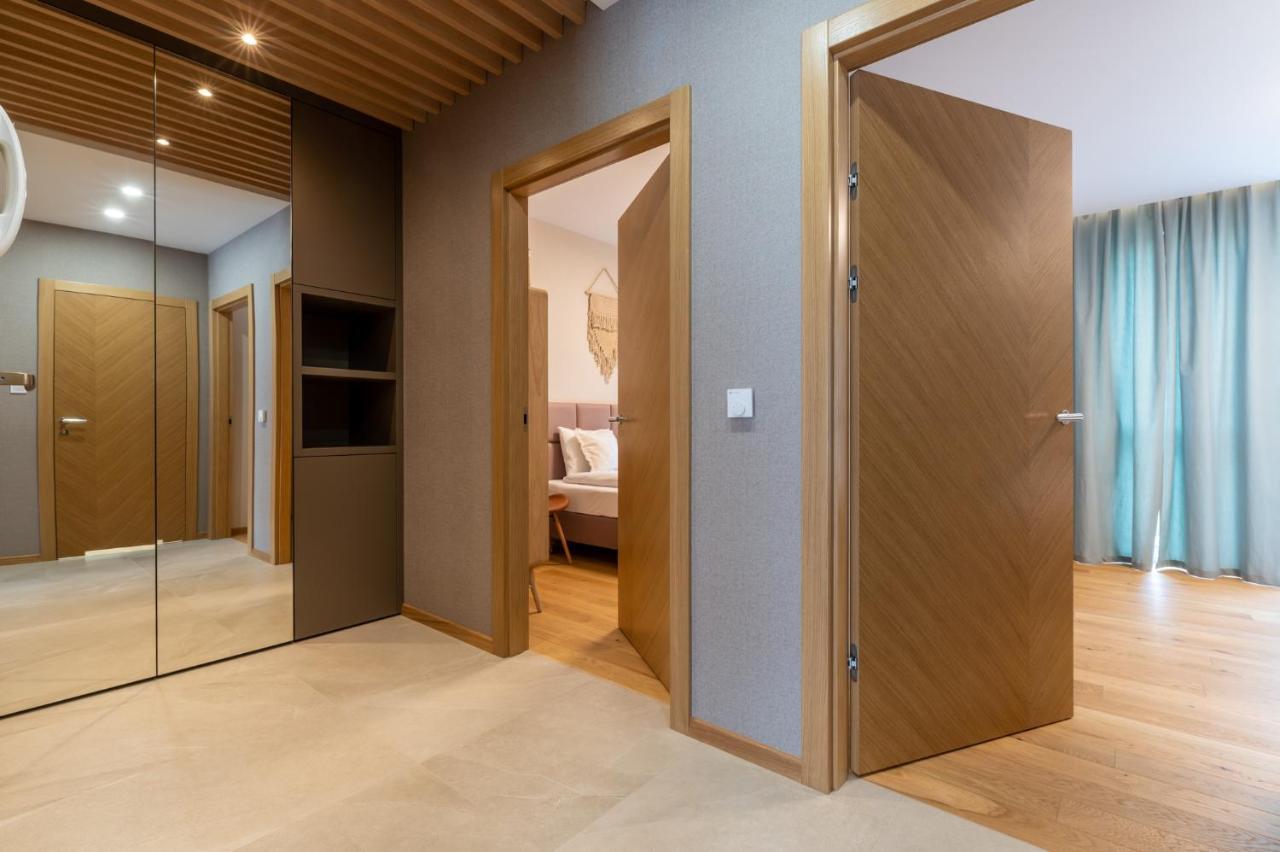 Szary Wilk Apartament ชเจอร์ค ภายนอก รูปภาพ