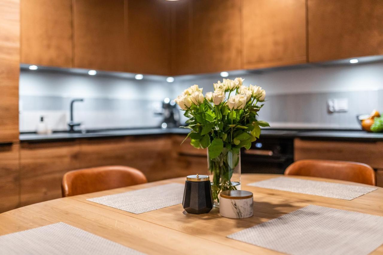 Szary Wilk Apartament ชเจอร์ค ภายนอก รูปภาพ
