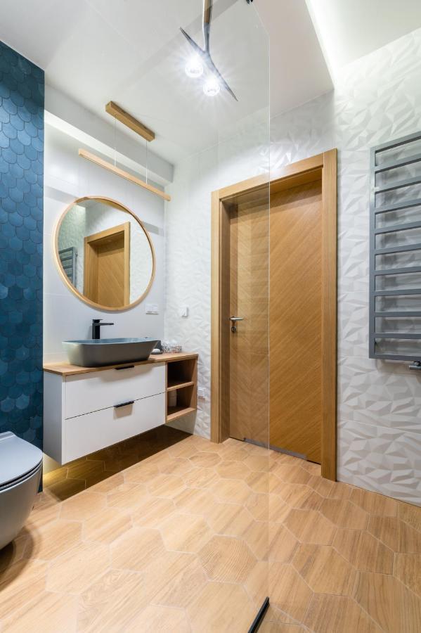 Szary Wilk Apartament ชเจอร์ค ภายนอก รูปภาพ