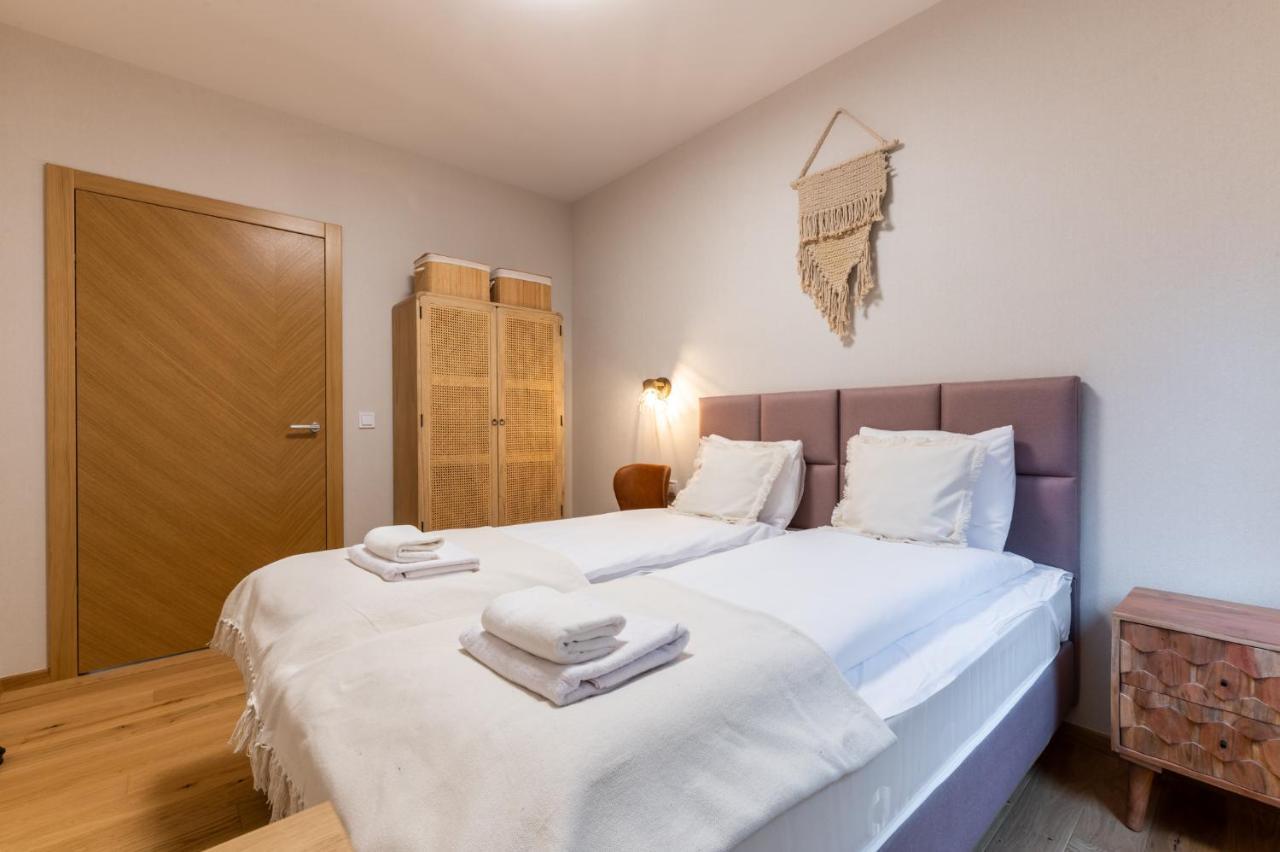 Szary Wilk Apartament ชเจอร์ค ภายนอก รูปภาพ